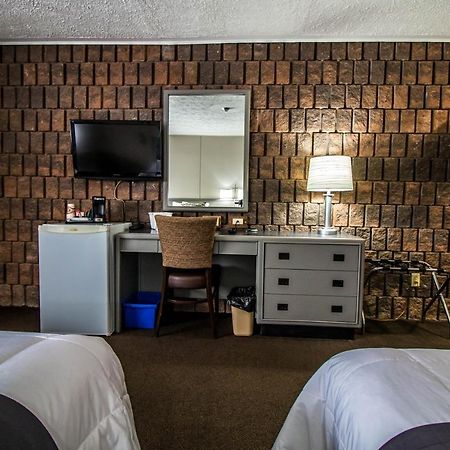 Companion Hotel Motel Hearst Esterno foto